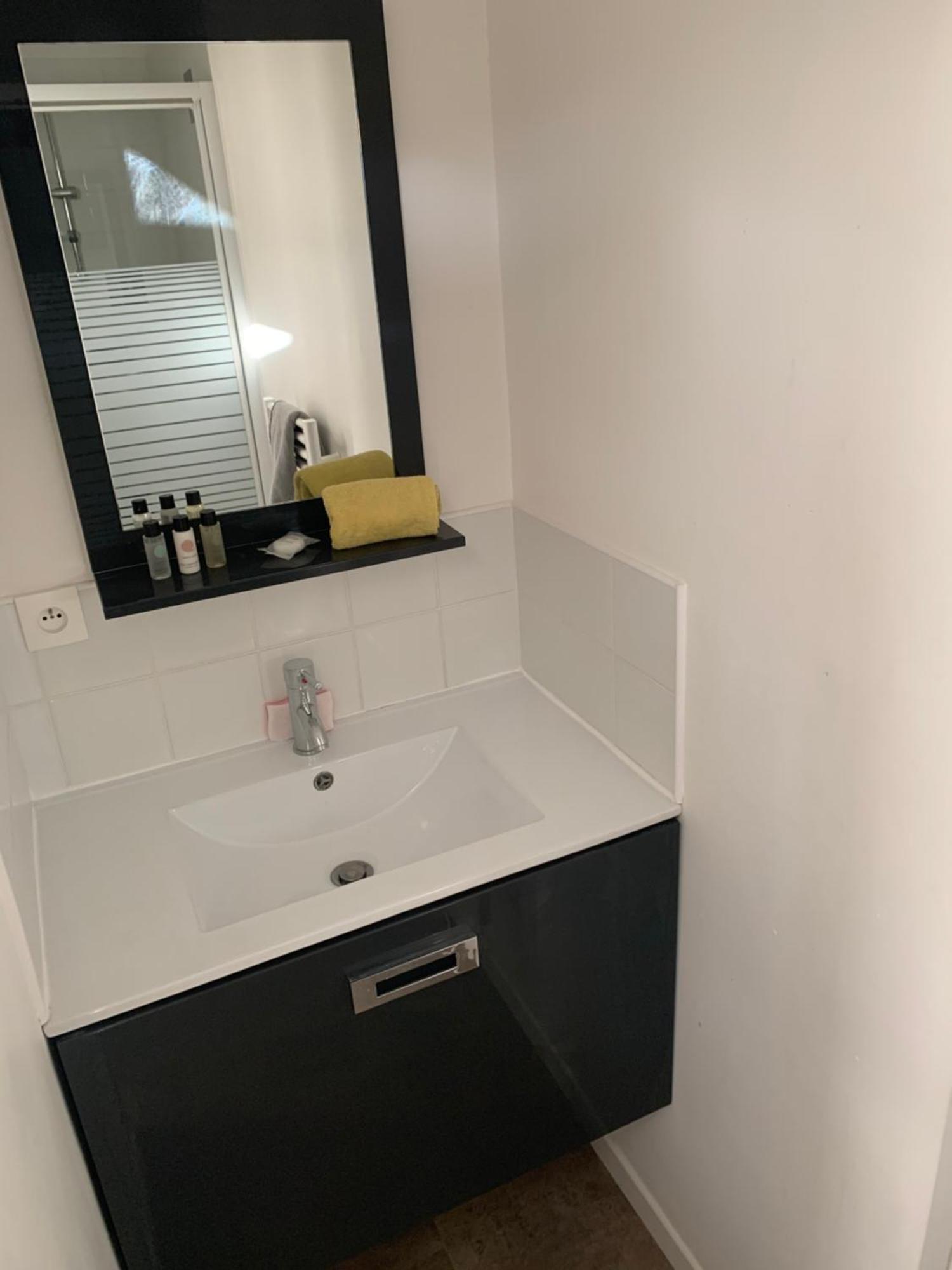 Le Pavillon Rennais Apartment Рен Екстериор снимка