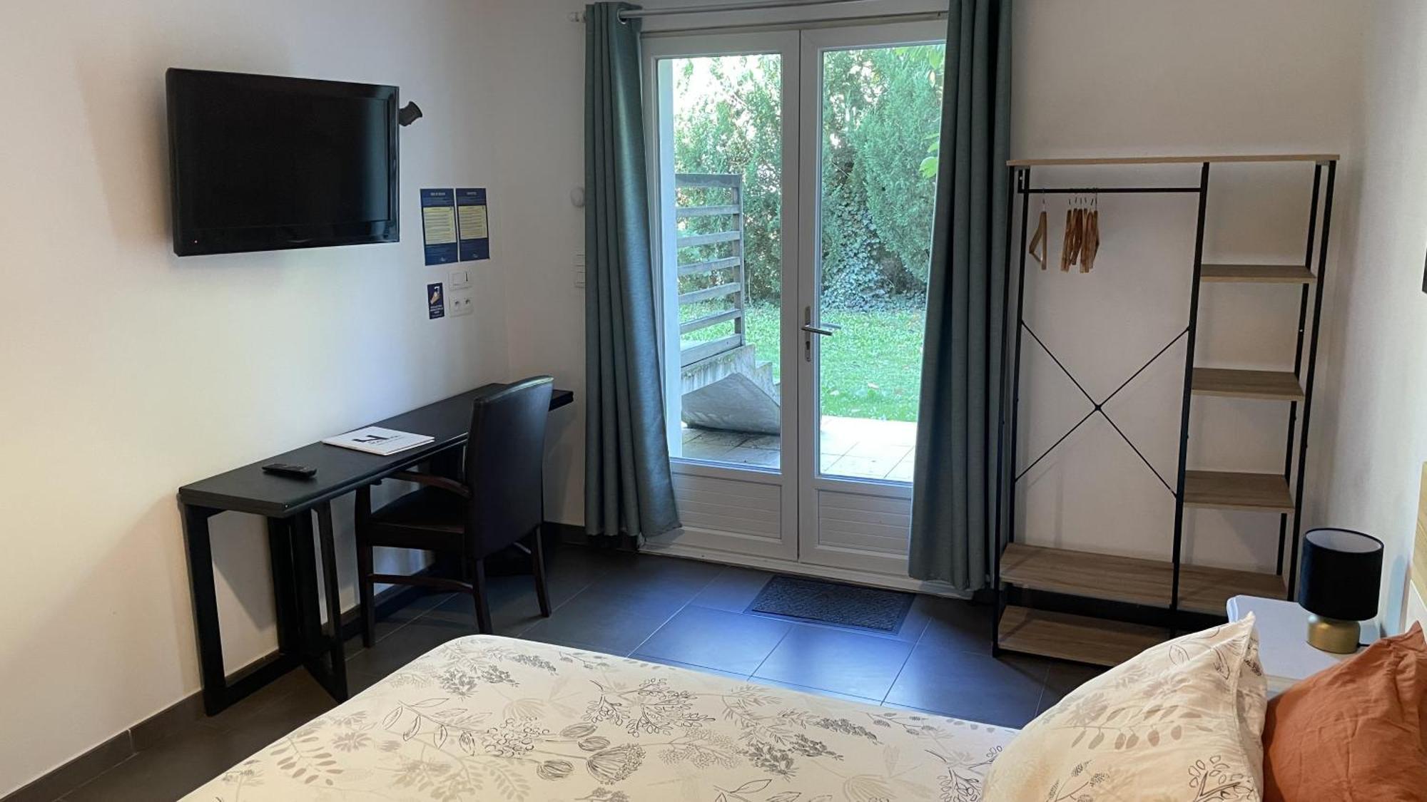 Le Pavillon Rennais Apartment Рен Екстериор снимка